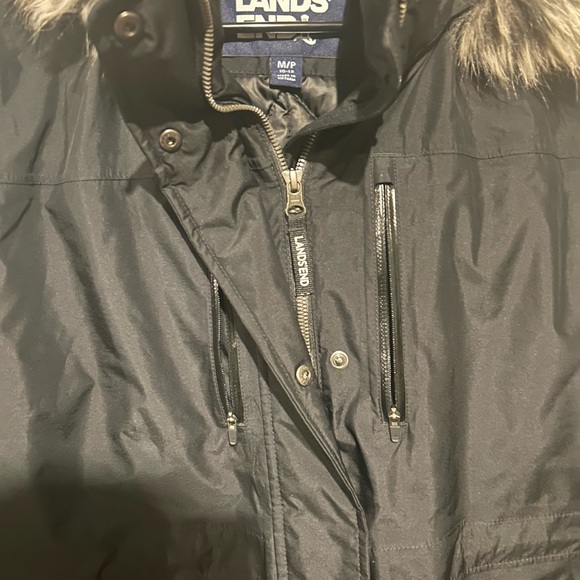 Land's End Women's Expedition Waterproof Down
Winter Parka w/ Faux Fur Hood M/P - Picture 4 of 11
